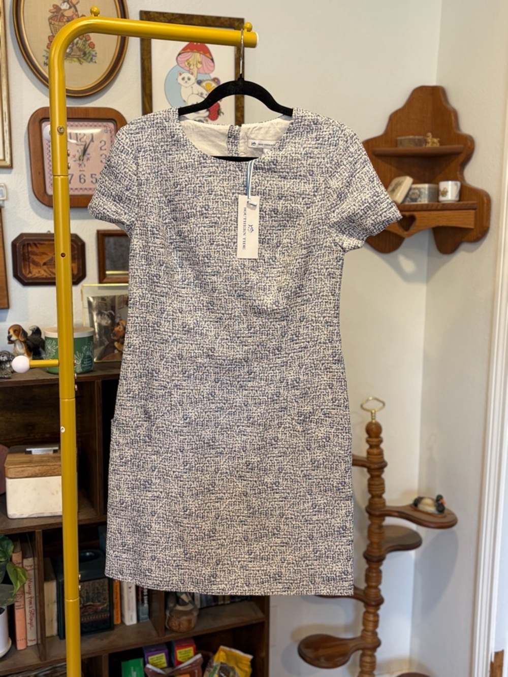 Southern Marsh NWT Short-Sleeve Textured Shift Dress in Navy/White